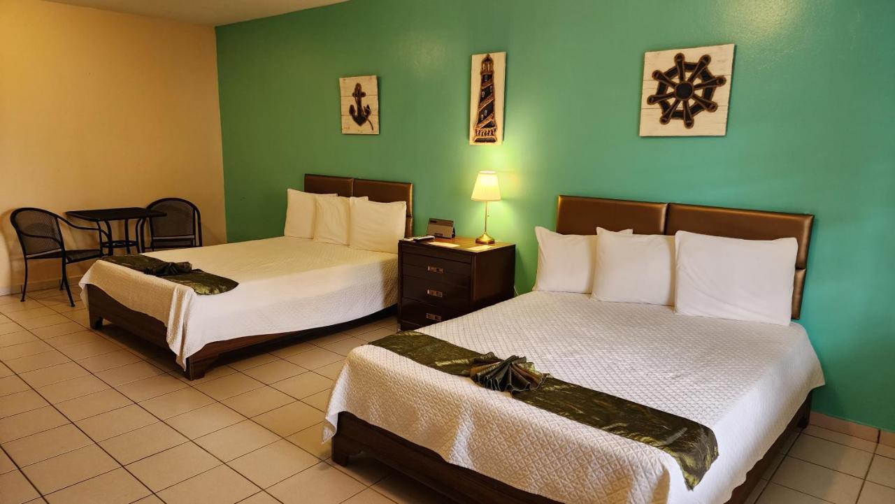 Combate Beach Resort Cabo Rojo Luaran gambar
